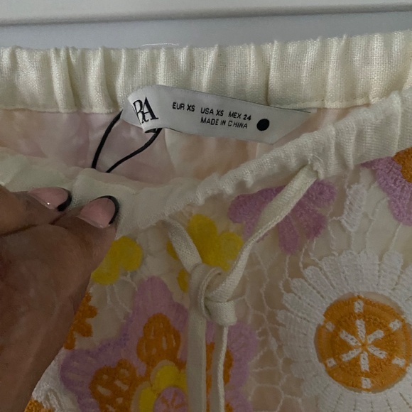 Zara skirt - Picture 2 of 4